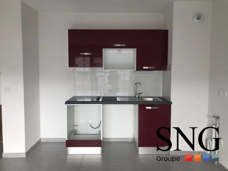 T3 AVEC BALCON + PARKING - Photo 4