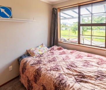 Quite living on Queens Drive - Photo 4