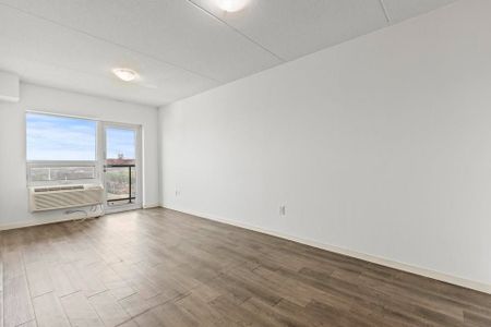 For Lease - 220 Cannon Street Unit# 302, Hamilton, Ontario - Photo 2