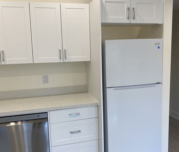 For Lease - 50 Sharonview Crescent, East Gwillimbury, Ontario - Photo 3