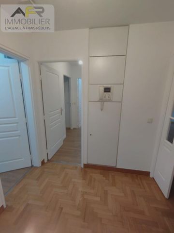 Appartement Courbevoie 4 pièce(s) 83.29 m2, - Photo 2