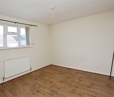 Wyndham Street, Porth - Photo 1