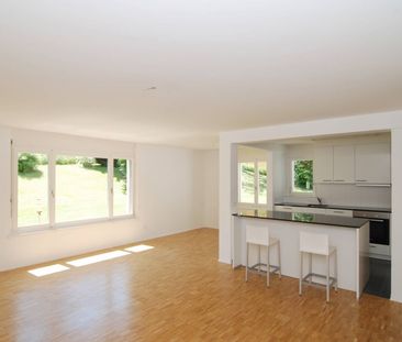 Charmante Wohnung mit gemütlichem Sitzplatz - Foto 1