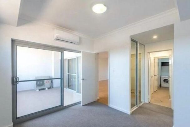 55/2 Rowe Avenue, - Photo 1
