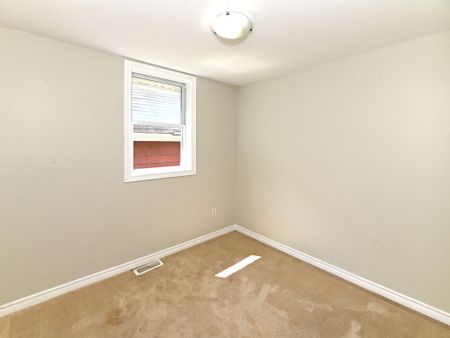 For Lease - 355 Bronson Avenue, Ottawa Centre, Ontario - Photo 3