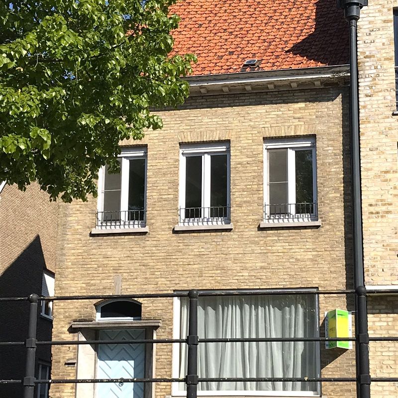 woning in hartje Diksmuide - Photo 1