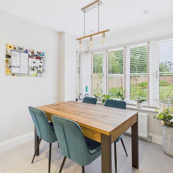 3 bedroom semi-detached house to rent - Photo 1