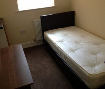 1 Bed - Trentham Road, Room 1, Coventry Cv1 5bd - Photo 2