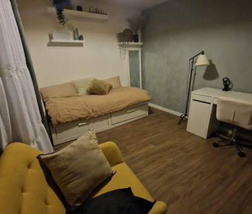 1 bedroom in a flat share to rent - Photo 4