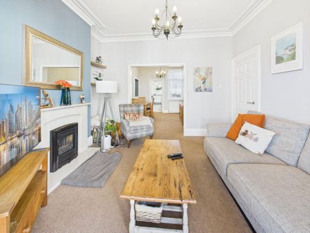 2 bedroom terraced house to rent - Photo 2