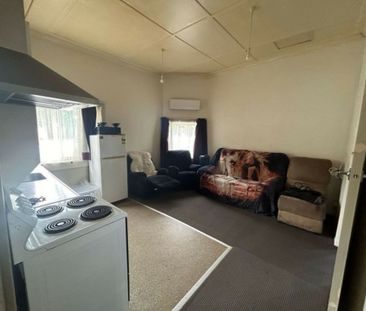 Cosy one bedroom home - Photo 1