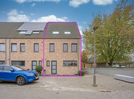 Woning met 6 slpk, zonnige tuin en parkeerplaats - Foto 5