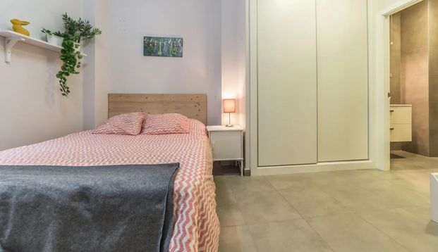 Carrer de les Comèdies, Valencia, Valencian Community 46003 - Photo 1