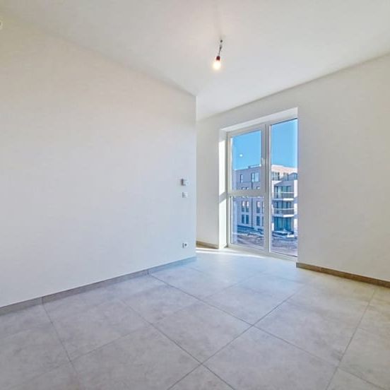 Appartement te huur - Photo 1