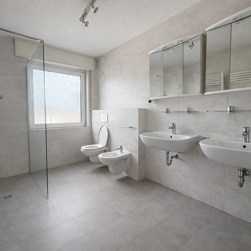 Bungalow mit Garten und Garage in Frömern - Photo 1