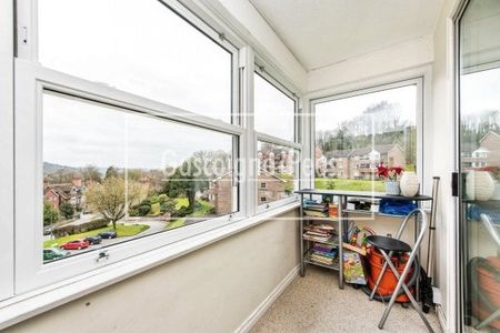 Portsmouth Road, Guildford - Photo 4