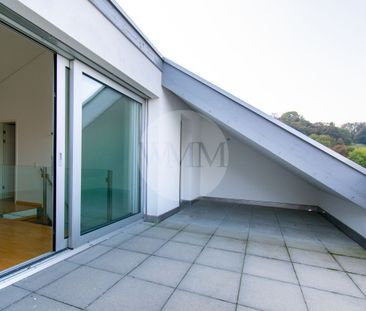 AMPIO DUPLEX DI 5.5 LOCALI CON VISTA PANORAMICA - Foto 4