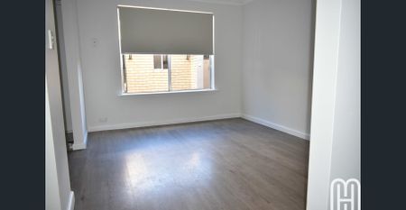 Beachside Townhouse – Don't Miss Out! - Photo 5