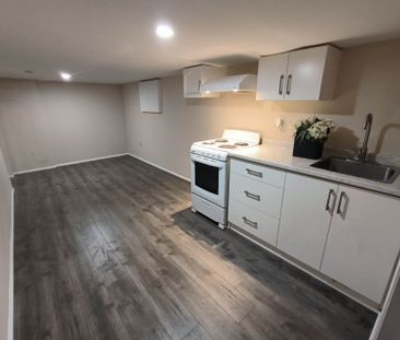 For Lease - 55 Chamberlain B1 Avenue, Toronto, Ontario - Photo 1