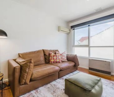 Chic Style in the Heart of St Kilda - Photo 4