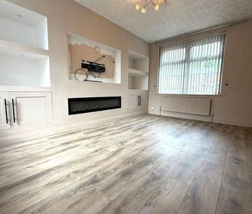 Whitebirk Road, Blackburn. BB1 3JB - Photo 2
