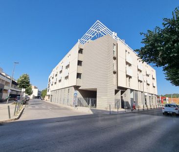 Location Appartement 1 pièce 17m² CASTELNAU LE LEZ 34170 - Photo 1