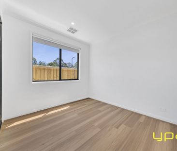 Brand-New, Custom-Built Luxury Living – 8 Daimen Street, Doreen - Photo 3