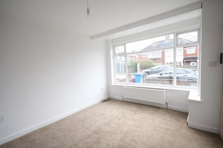 2 bedroom semi-detached house to rent - Photo 5
