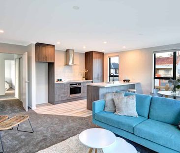 Executive living at its finest - Photo 3