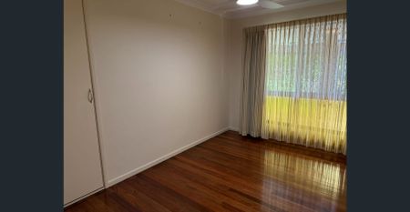Charming Family Home in Prime Sunnybank Hills Location - Photo 5