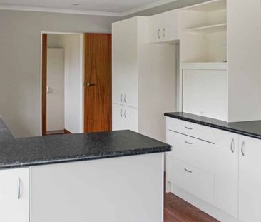 AWAPUNI - 3 BEDROOM - Photo 1