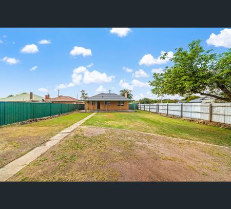 56 Wimble Street, Seymour, Vic 3660 - Photo 5