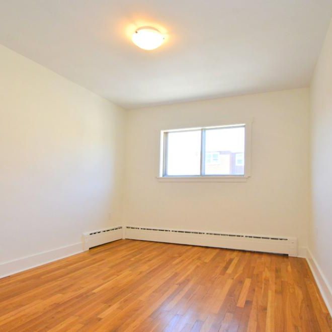 Kent Street - Photo 1