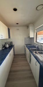 Westmeadows - Photo 3