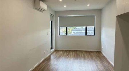 Best Apartment - Photo 2