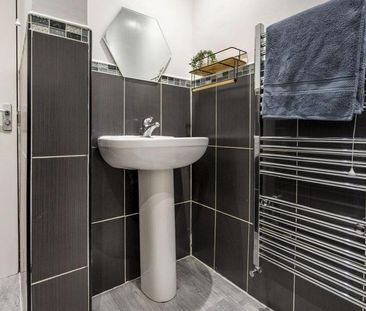 5 bedroom house to rent - Photo 1