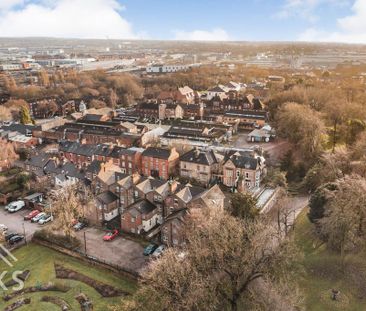 10 bedroom semi-detached house to rent - Photo 5