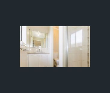 5 Blainroe Crescent, Cranbourne, Vic 3977 - Photo 1