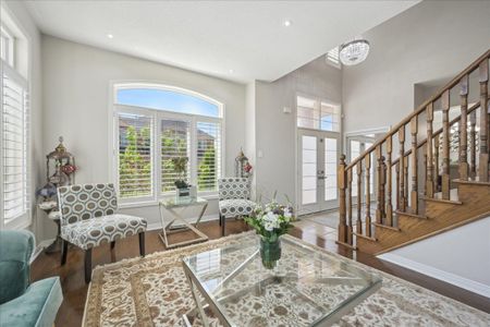 For Lease - 4737 Deforest Crescent, Burlington, Ontario - Photo 3