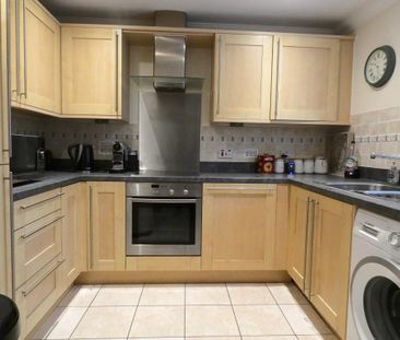 2 bedroom semi-detached house to rent - Photo 3