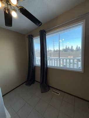 1003 Canfield Crescent Southwest, Calgary - Photo 1