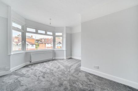 4 bedroom detached house to rent - Photo 5