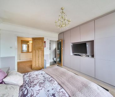 4 bedroom detached house to rent - Photo 6