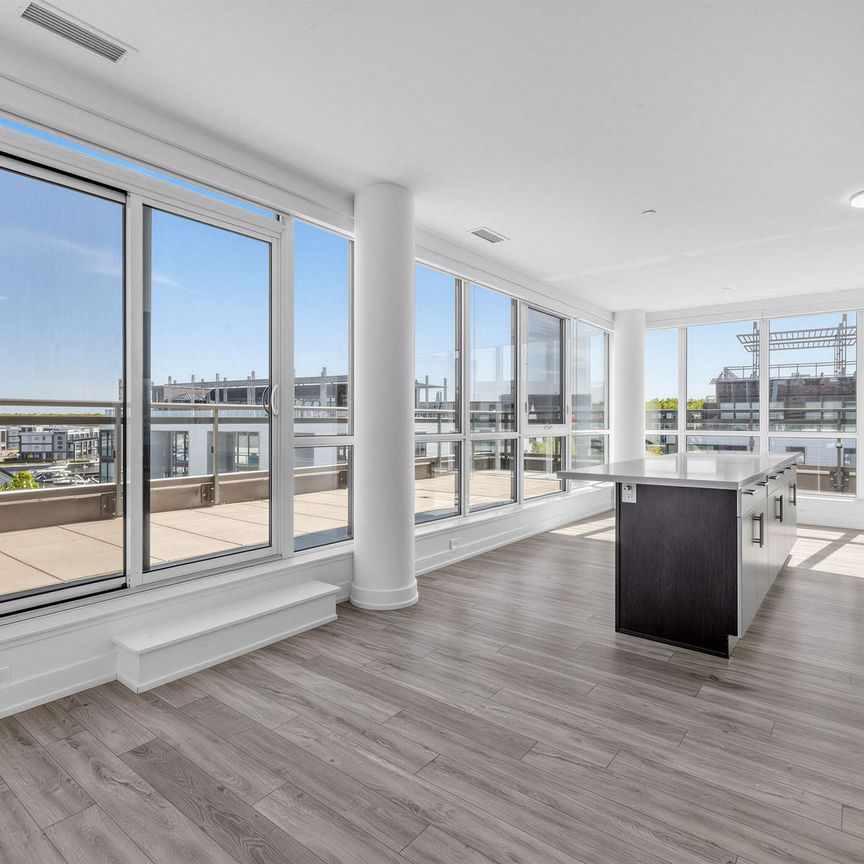For Lease - 301 Sea Ray Avenue Unit# C418, Innisfil, Ontario - Photo 1