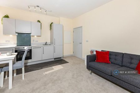 1 bedroom flat to rent - Photo 3