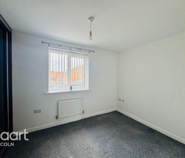 2 bedroom end of terrace house to rent - Photo 2