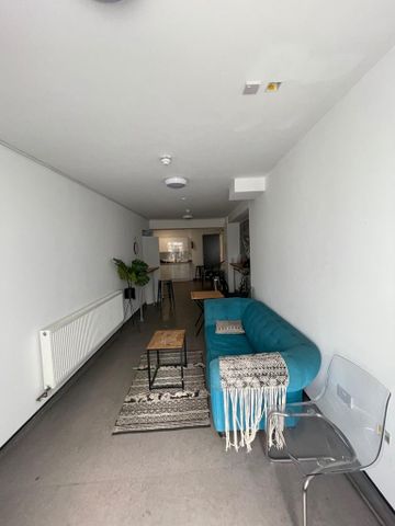 Studio to rent - Photo 2