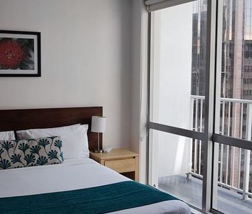 Ready to move in - fully furnished unit - Photo 5