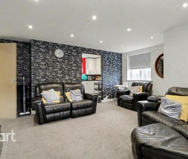 2 bedroom apartment to rent - Photo 3