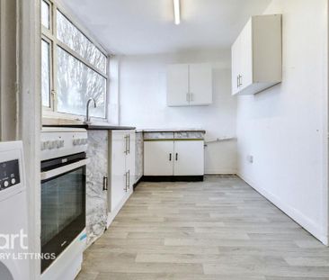 2 bedroom maisonette to rent - Photo 5